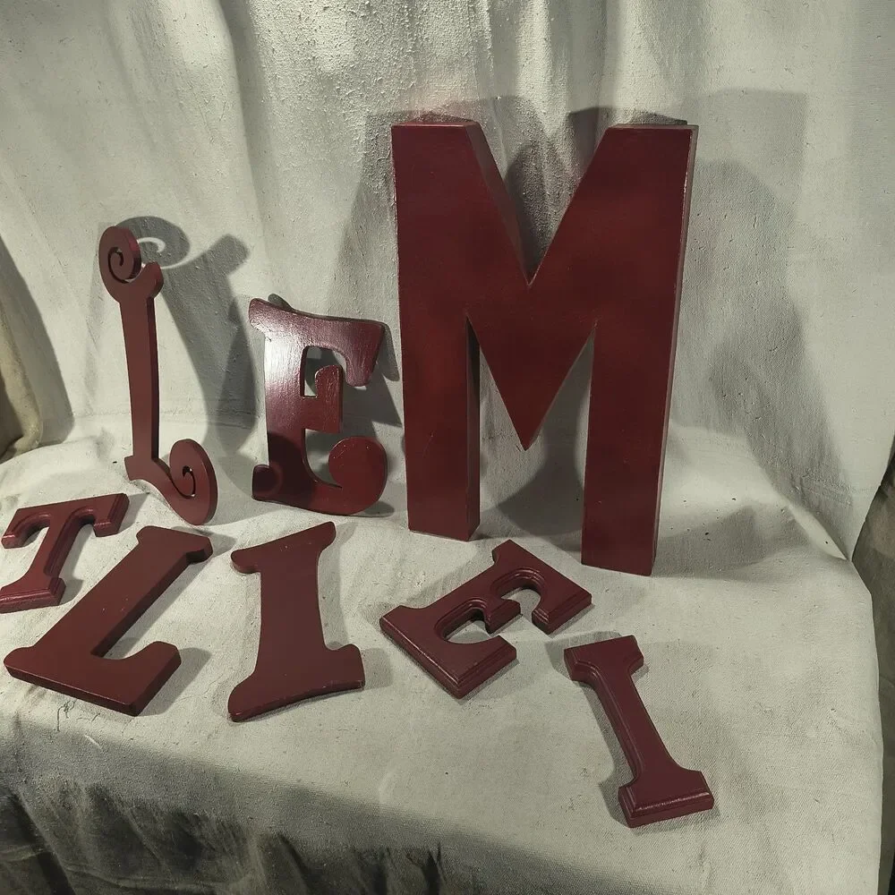 Display Letters  In Sizes From 18